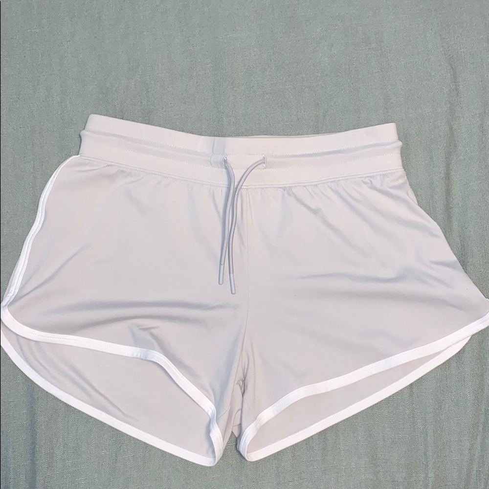 Alphalete curve shorts